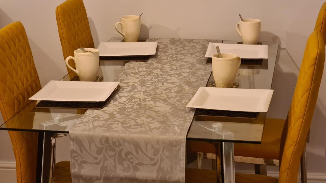 Spacious 3 Bedroom House, 6 Beds In Spondon, Derby With Parking Exteriér fotografie